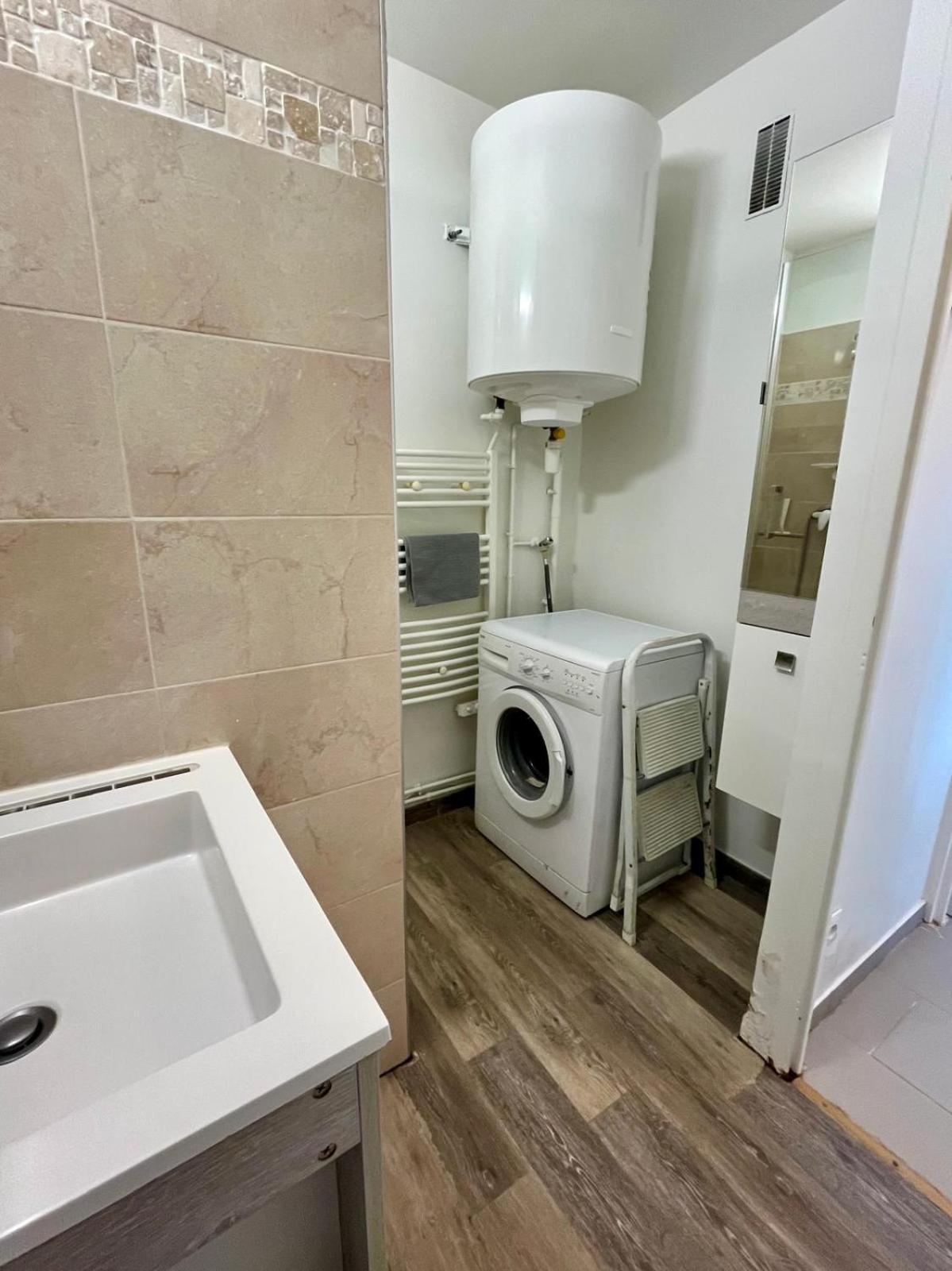 Appartement Vue Mer Et Marina, Loggia - Parking Courseulles-sur-Mer Kültér fotó