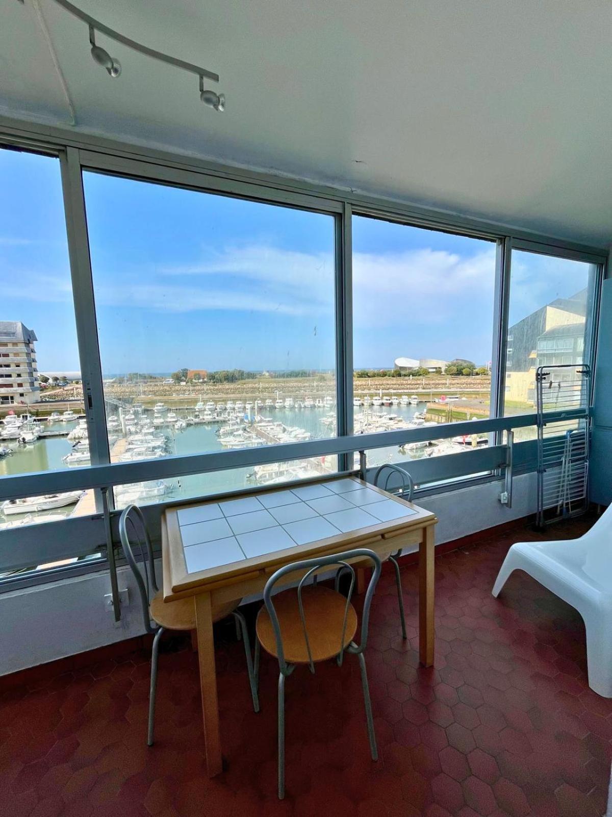 Appartement Vue Mer Et Marina, Loggia - Parking Courseulles-sur-Mer Kültér fotó