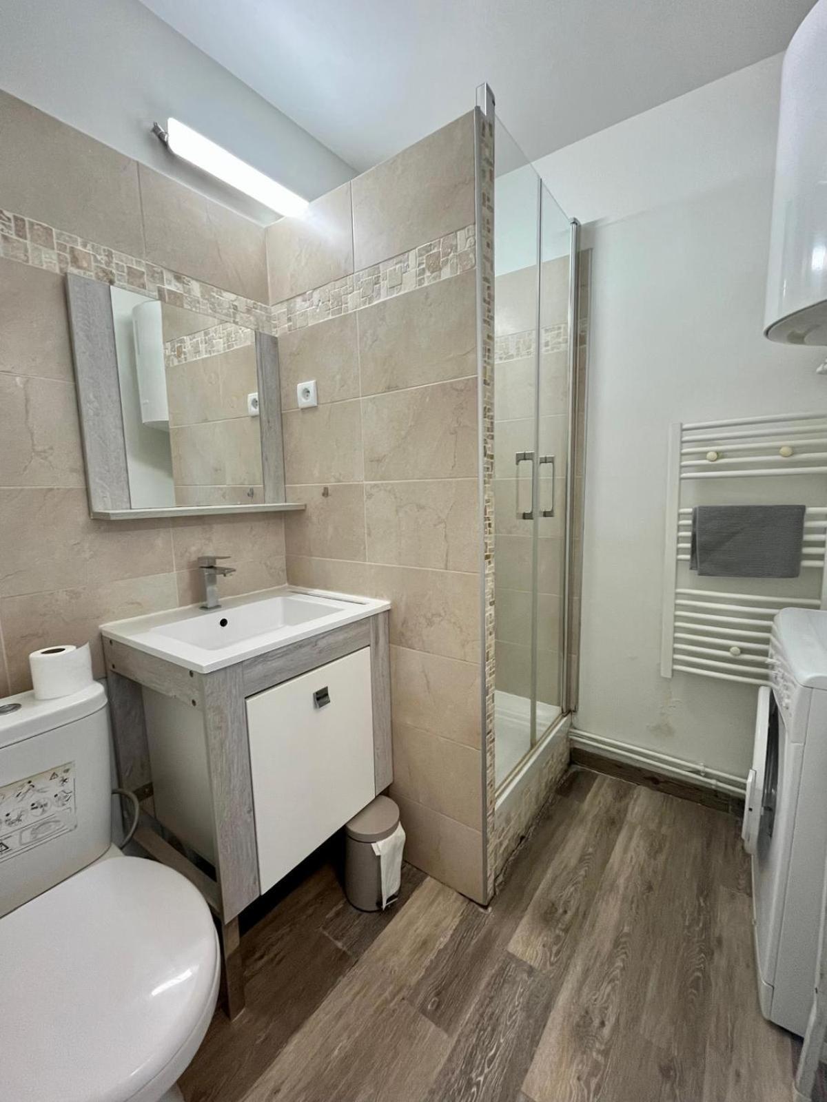 Appartement Vue Mer Et Marina, Loggia - Parking Courseulles-sur-Mer Kültér fotó