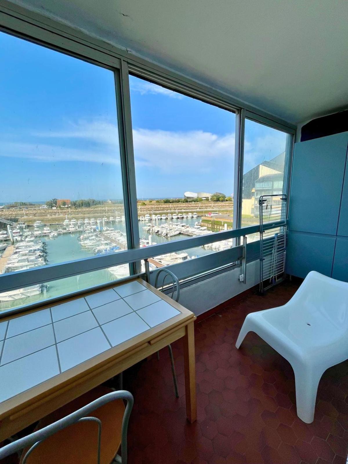 Appartement Vue Mer Et Marina, Loggia - Parking Courseulles-sur-Mer Kültér fotó